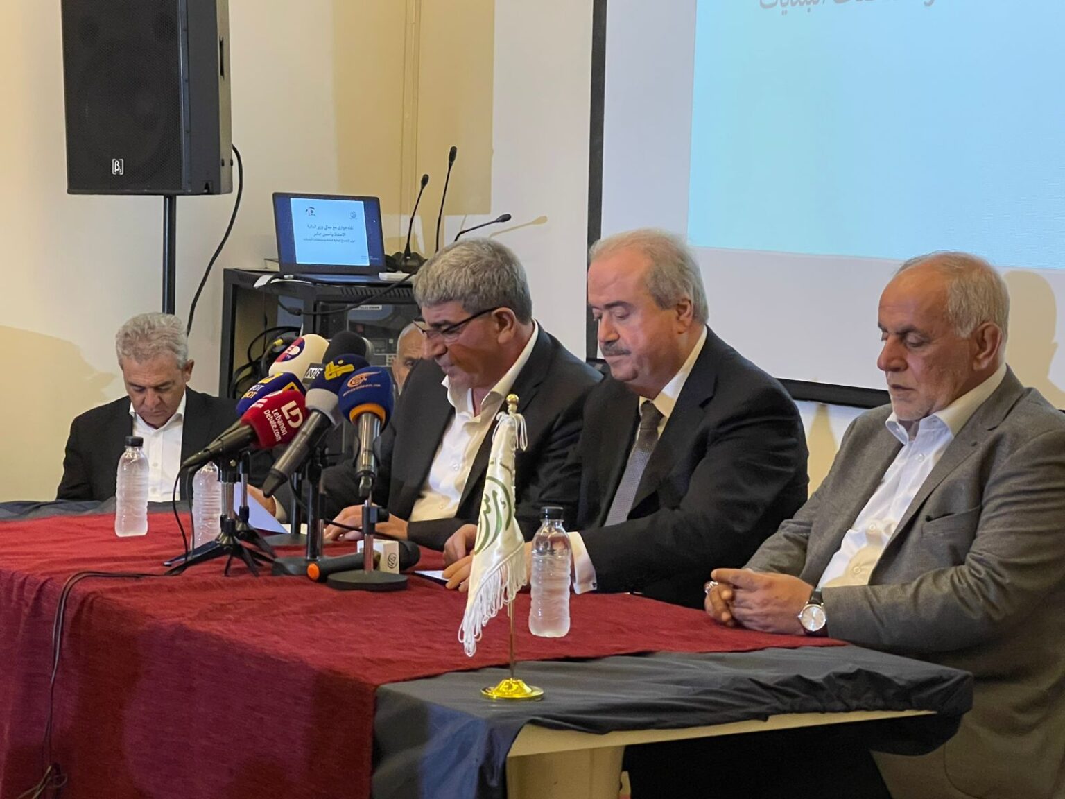 لقاء بلدي موسّع مع وزير المال ياسين جابر: تأكيد على الشراكة في الإنماء… ومطالبة بتمكين البلديات لمواجهة الانهيار